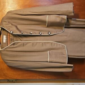 Classic Barrie Pace Tan Women's Blazer & Skirt Set